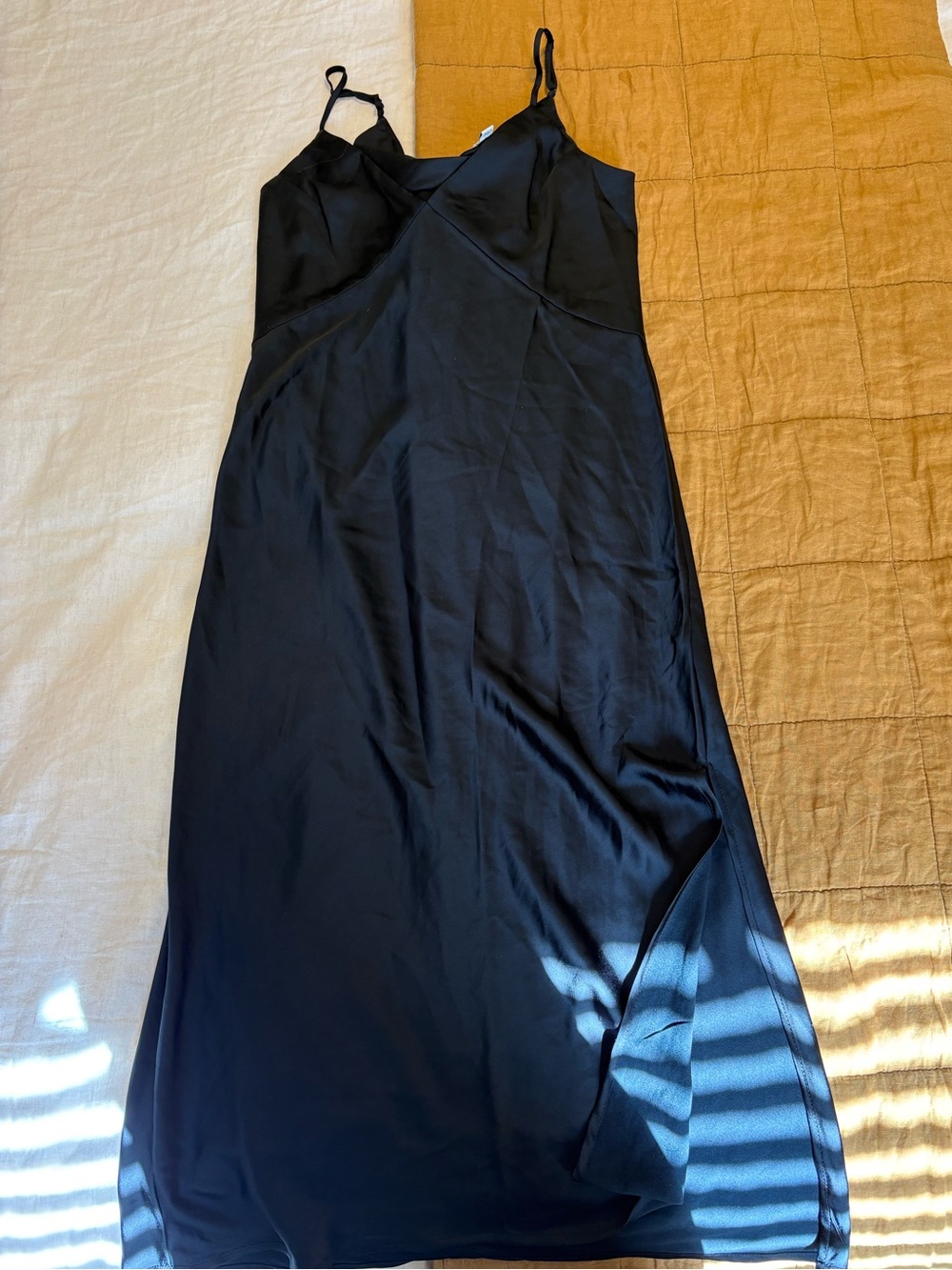 ✨ Universal Thread Slip Dress ✨